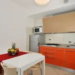 公寓 Flat With A Spacious Sunny Terrace - Beahost
