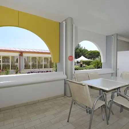 דירה Flat With A Spacious Sunny Terrace - Beahost ביביונה